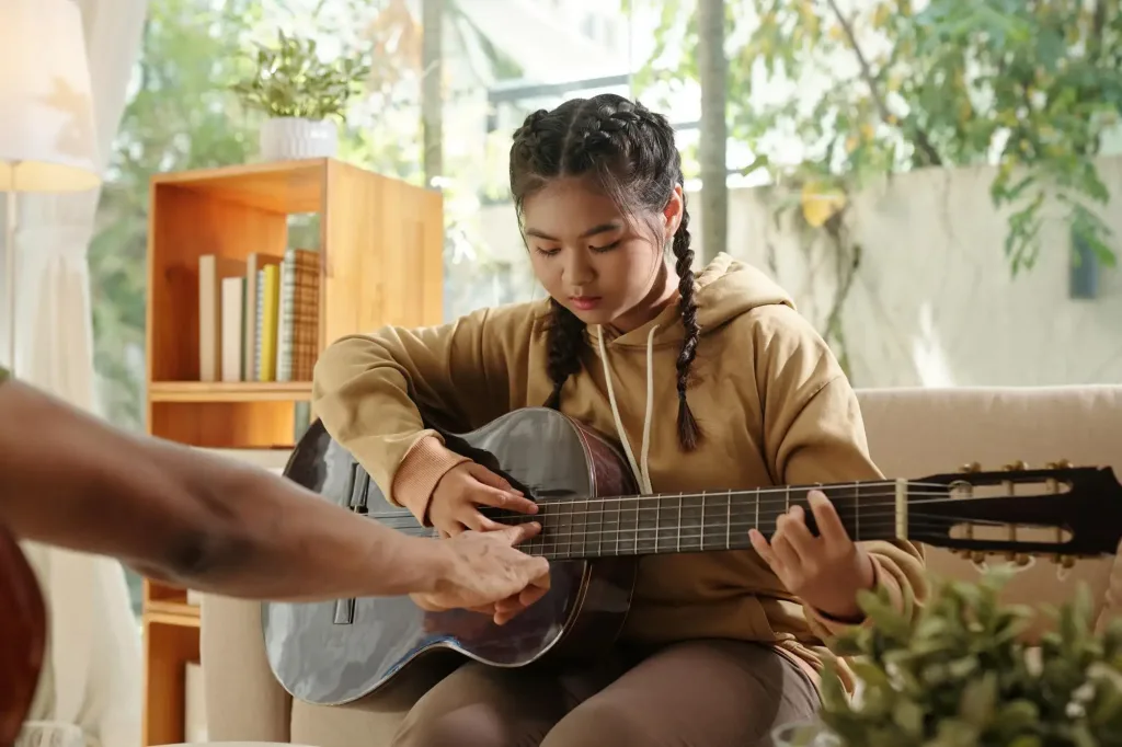tips belajar gitar