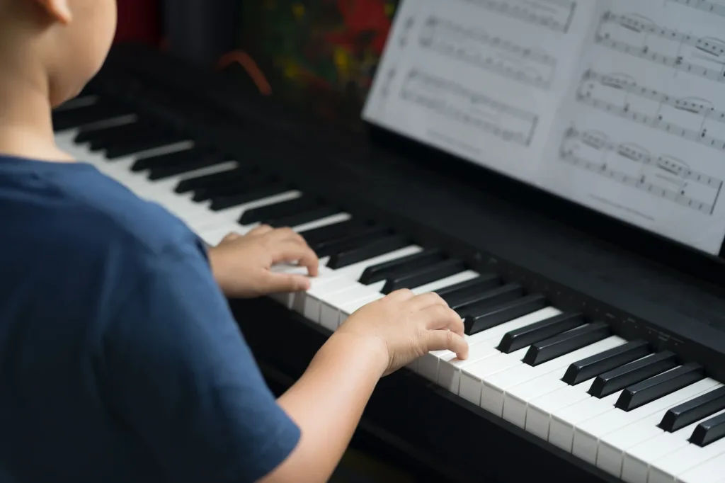 lagu untuk belajar piano pemula